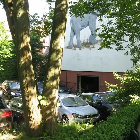 Elefant 3*